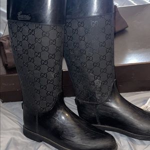 Gucci black rainboots